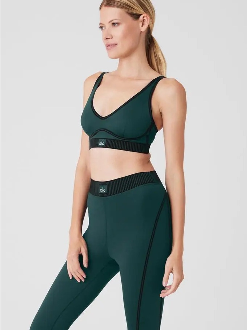 ALO Yoga | Airlift Bra & Leggings set in Midnight Green | S & XS
